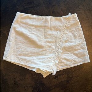 Blue Blush Cream Fringe Skorts